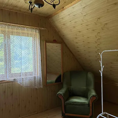 بيت للعطل W *